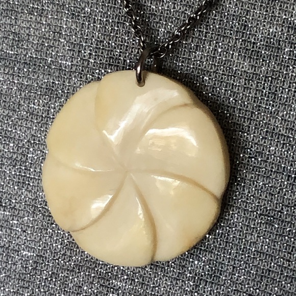 Carved ivory bone flower necklace 925 silver Avery sterling marked 20” antique - Picture 2 of 6
